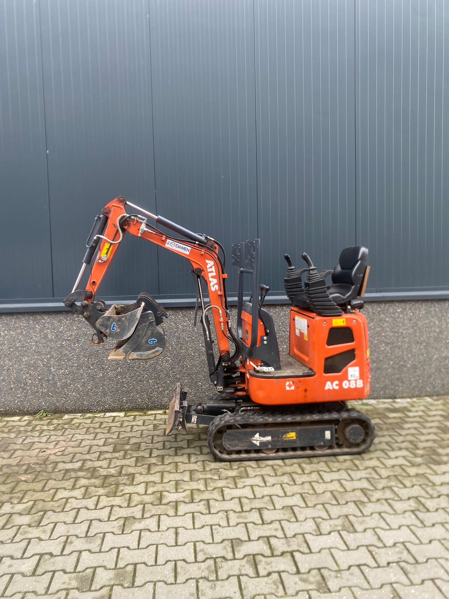 JDVerhuur-Atlas-AC08-02